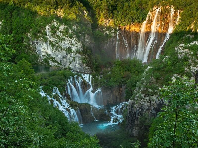 The Great waterfall at Plitvice lakes