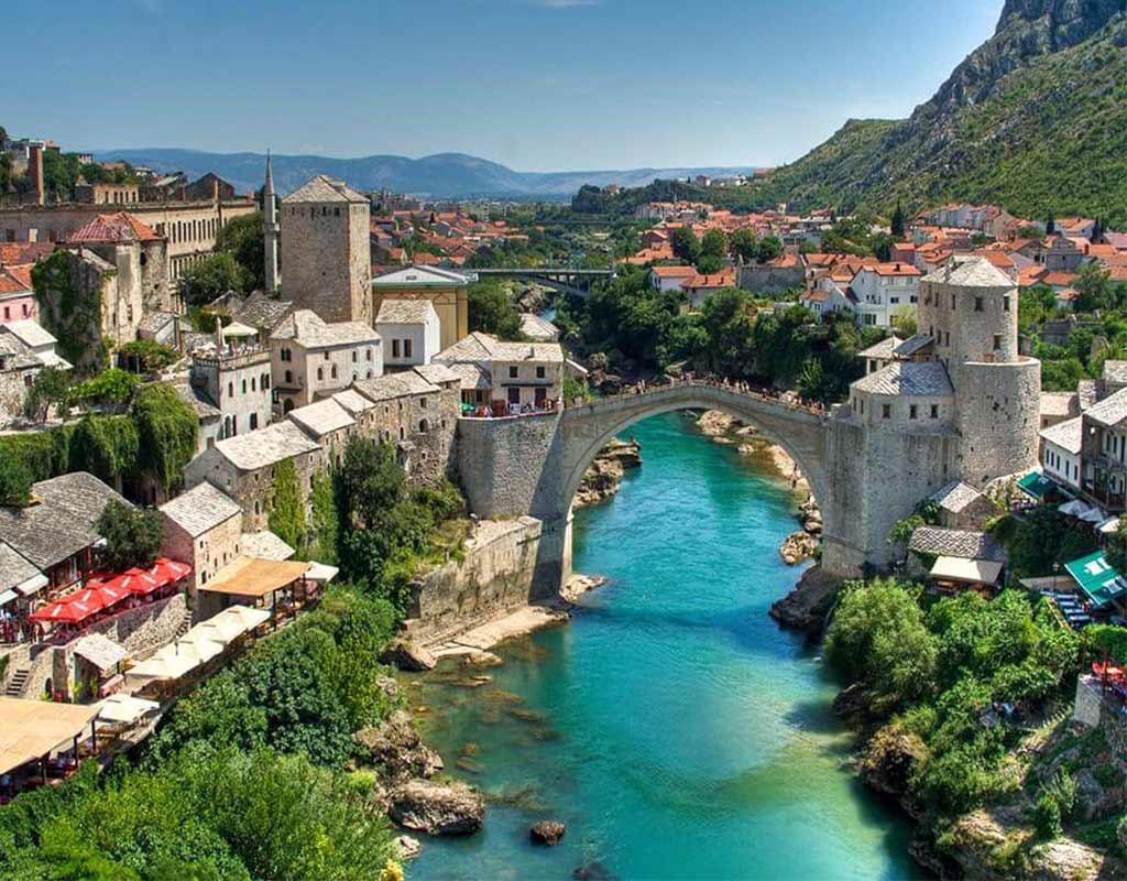 Mostar Private Tour River Through City